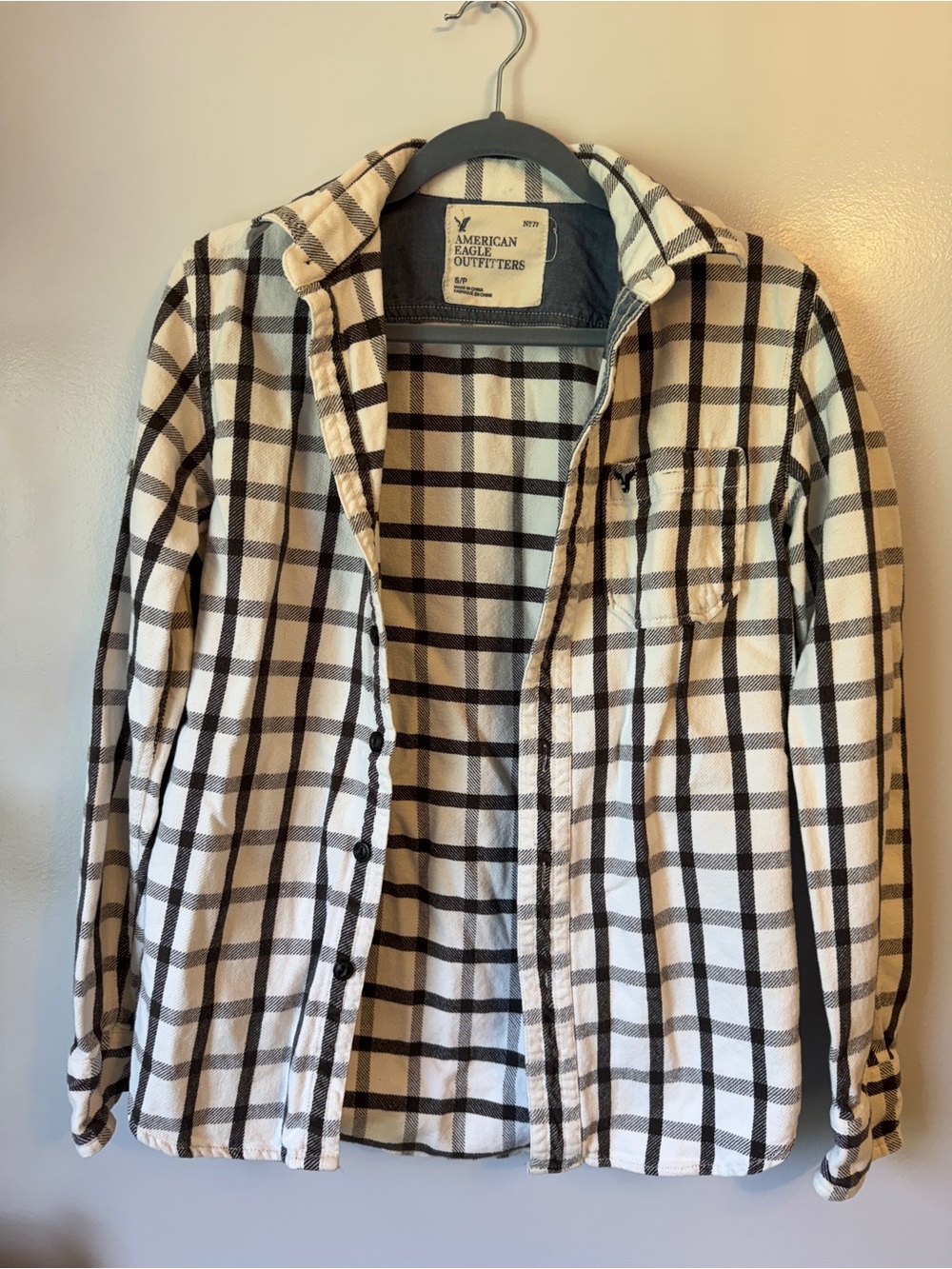 American Eagle Outfitters Cream and Black Plaid Shacket